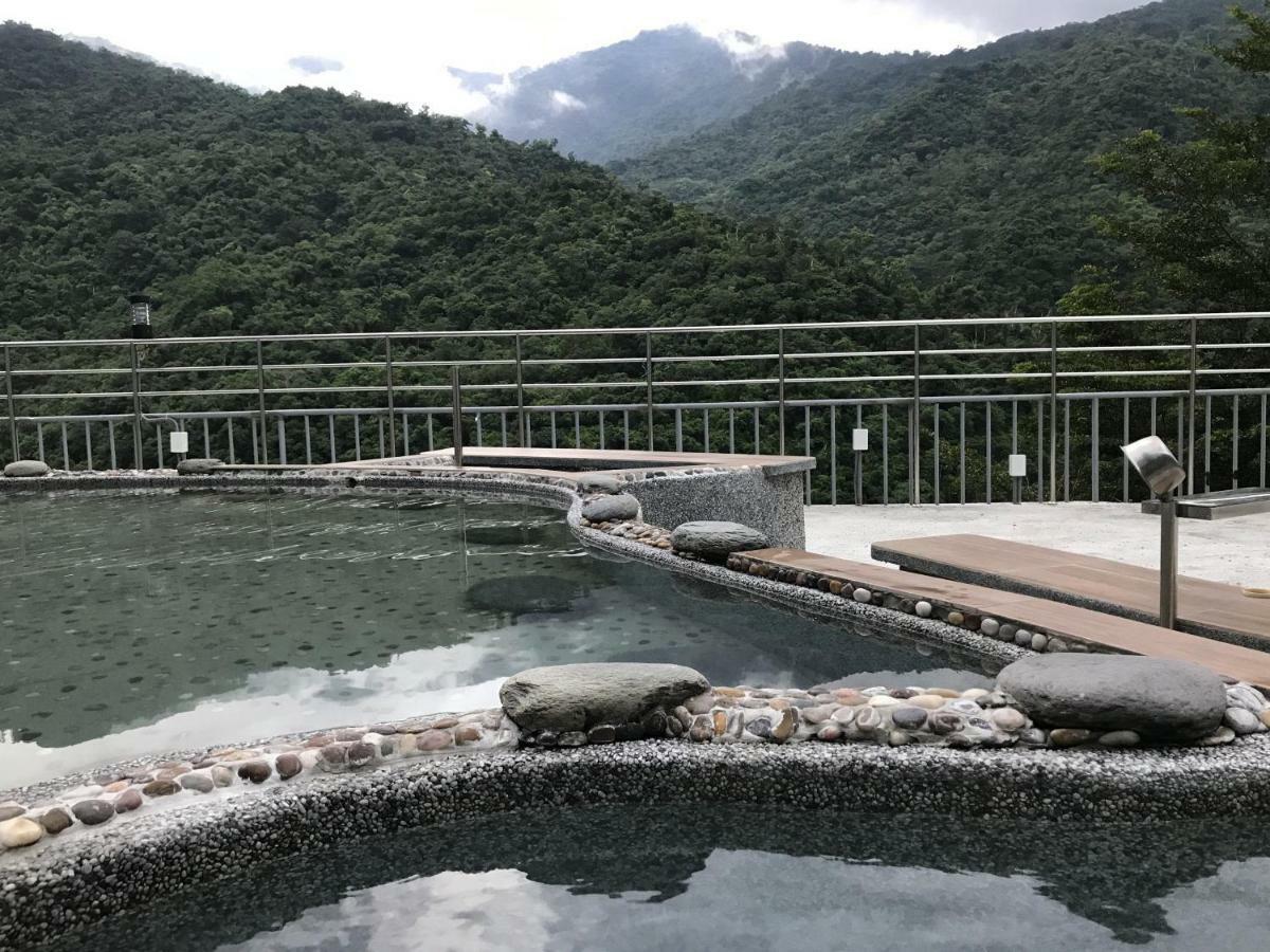 Chihpen Lucky Hot Spring B&B Wenquan Ngoại thất bức ảnh
